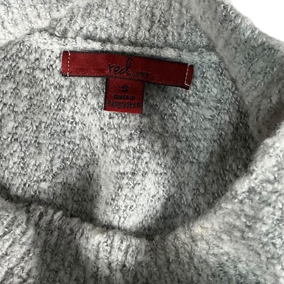 Red Haute Oversized Gray Knit Sweater Tunic Dolman Sleeves Stretchy Small Cozy - Picture 10 of 12
